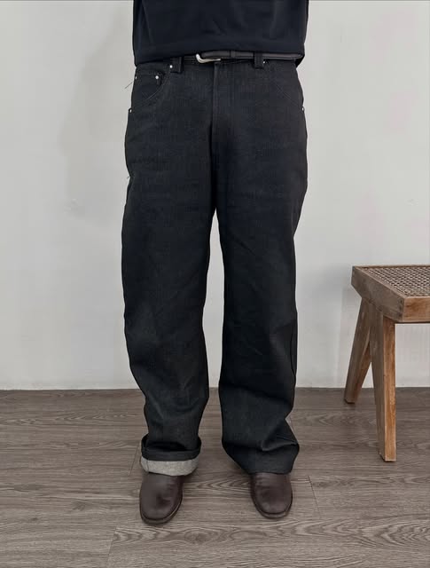 Dark denim with a turned-up hem